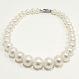 Miluna Strand Bracelet Scaled Pearls White Gold 4-9 mm PBR1084